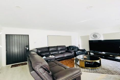 Photo of property in 21d Awatere Street, Clover Park, Auckland, 2023