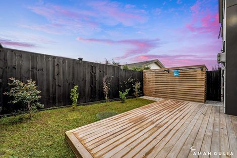 Photo of property in 5e Poto Street, Te Atatu South, Auckland, 0610