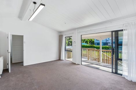 Photo of property in 30 Middleton Road, Johnsonville, Wellington, 6037