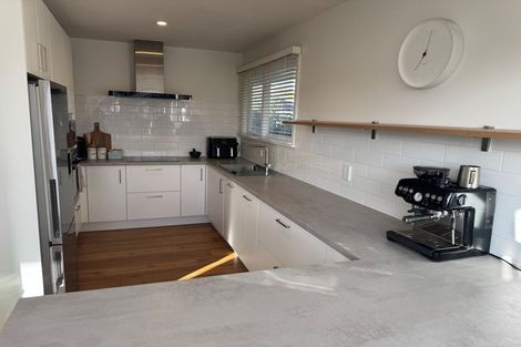 Photo of property in 6 Royalist Avenue, North New Brighton, Christchurch, 8083