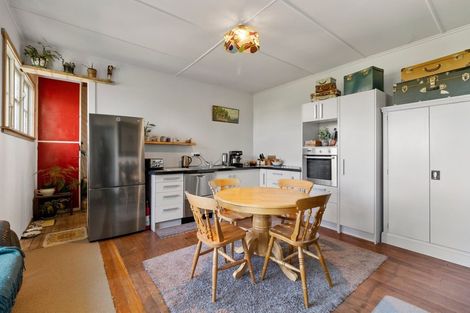 Photo of property in 1779 Eltham Road, Riverlea, Hawera, 4679