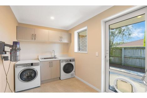 Photo of property in 24 Reka Street, Parklands, Christchurch, 8083