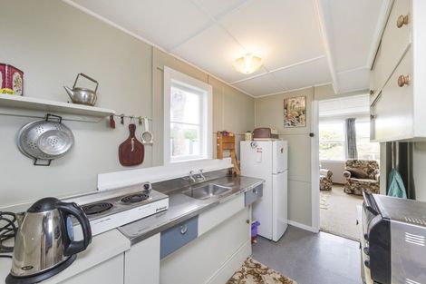 Photo of property in 670 Waitarere Beach Road, Waitarere Beach, Levin, 5510
