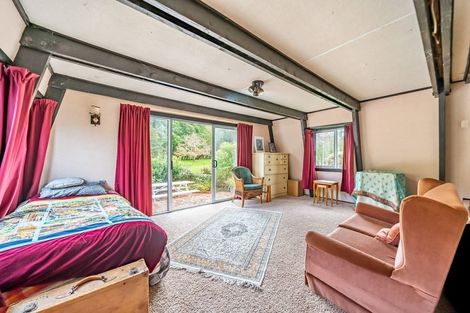 Photo of property in 329a Paekakariki Hill Road, Paekakariki Hill, Porirua, 5381