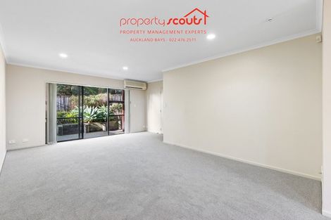 Photo of property in 9/6 Sunnydale Place, Oteha, Auckland, 0632