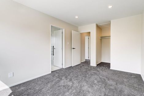 Photo of property in 40 Allington Road, Massey, Auckland, 0614