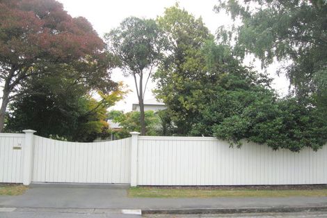 Photo of property in 19 Weston Road, St Albans, Christchurch, 8052