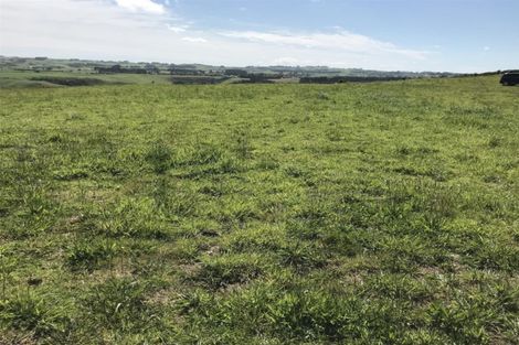 Photo of property in 167 Wairau Road, Kaitake, New Plymouth, 4374