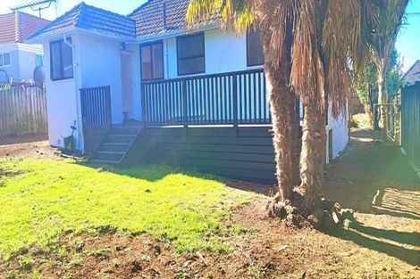 Photo of property in 8 Caen Road, Panmure, Auckland, 1072