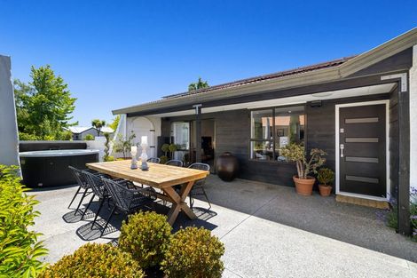 Photo of property in 9 Wakelin Place, Redwood, Christchurch, 8051