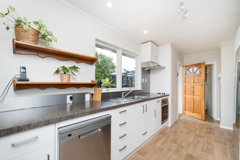 Photo of property in 9 Wyndham Street, Awapuni, Palmerston North, 4412