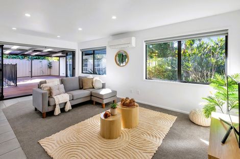 Photo of property in 116 Barbados Way, One Tree Point, 0118