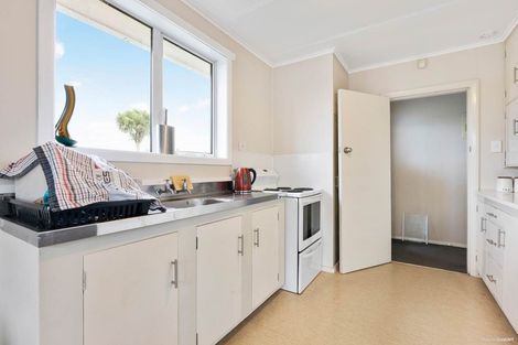 Photo of property in 42 Arimu Road, Papakura, 2110