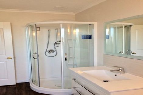 Photo of property in 64a Checketts Avenue, Halswell, Christchurch, 8025