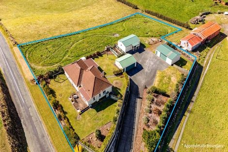 Photo of property in 54 Lepper Road, Inglewood, 4386