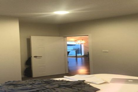 Photo of property in 70 Headland Drive, Long Bay, Auckland, 0630