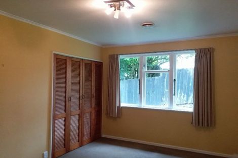 Photo of property in 1a Trojan Crescent, New Lynn, Auckland, 0600