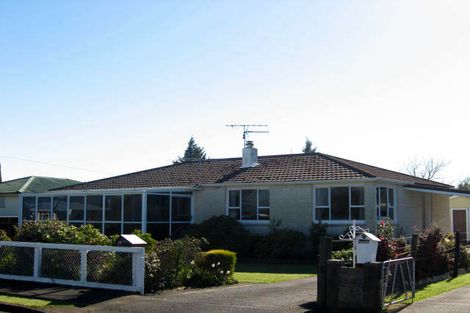 Photo of property in 11 Diamond Street, Carterton, 5713