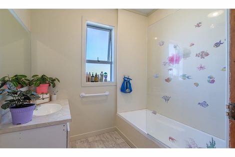 Photo of property in 15 Edwin Street, Gore, 9710