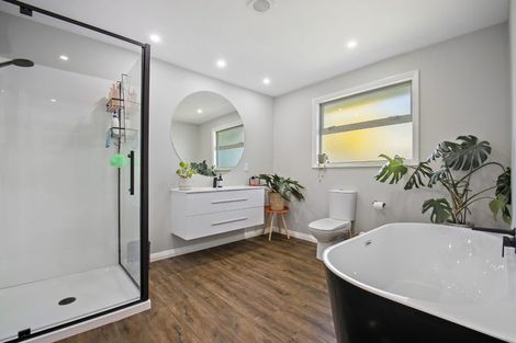 Photo of property in 25 Parsonage Road, Woodend, 7610