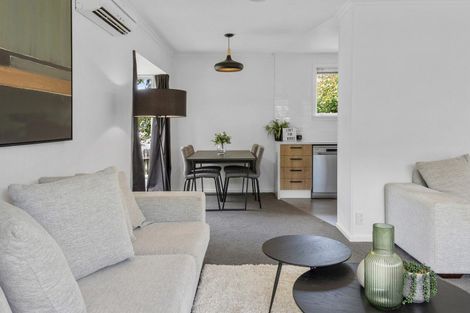 Photo of property in 29 Yardley Street, Avonhead, Christchurch, 8042