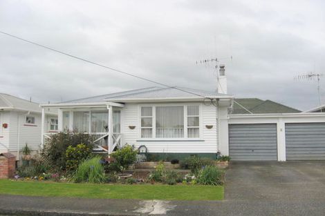 Photo of property in 4 Chester Street, Levin, 5510