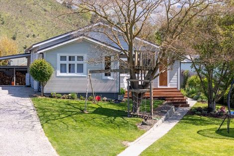 Photo of property in 3 Ancrum Street, Roxburgh, 9500