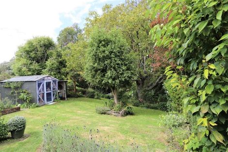 Photo of property in 14 Stanners Street, Eltham, 4322