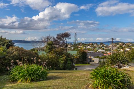 Photo of property in 20 Rangimaarie Crescent, Snells Beach, 0920