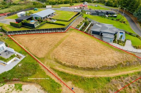 Photo of property in 2 Ranginui Loop Road, Welcome Bay, Tauranga, 3175