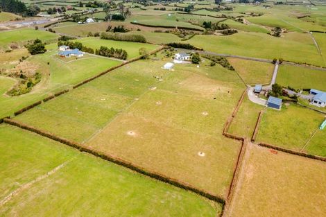 Photo of property in 40 Climie Road, Ngaere, Stratford, 4391