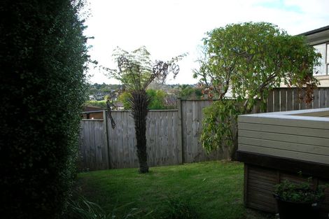Photo of property in 21 Galloway Crescent, Farm Cove, Auckland, 2012