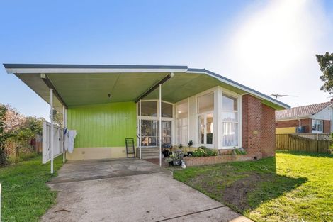 Photo of property in 39 President Avenue, Papakura, 2110