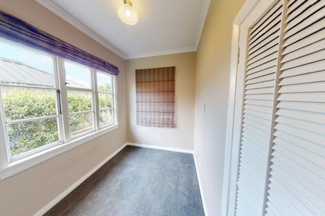 Photo of property in 19 Franklin Avenue, Hokowhitu, Palmerston North, 4410