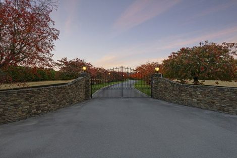 Photo of property in 635 Yaldhurst Road, Yaldhurst, Christchurch, 7676