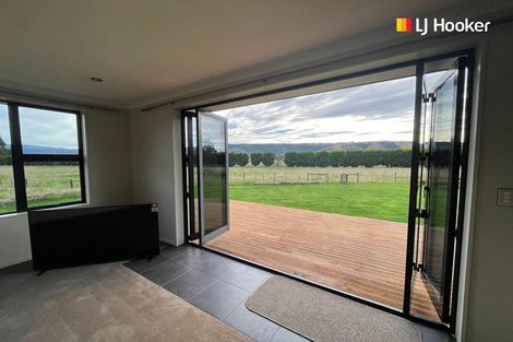 Photo of property in 345 Riccarton Road West, Mosgiel, 9092