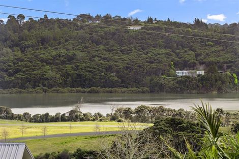 Photo of property in 146 Kittiwake Drive, Schnapper Rock, Auckland, 0632