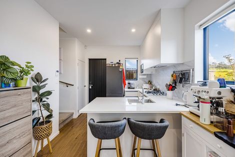 Photo of property in 56 Picturesque Drive, Flat Bush, Auckland, 2019