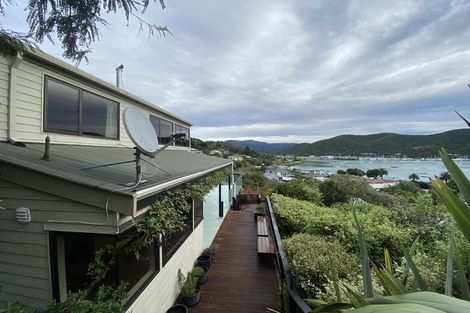Photo of property in 8b Amelia Crescent, Waikawa, Picton, 7220