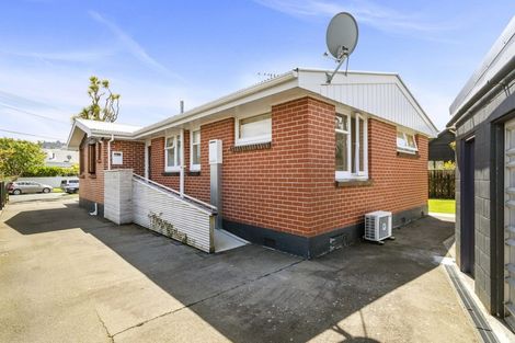 Photo of property in 1a Colin Grove, Hutt Central, Lower Hutt, 5010