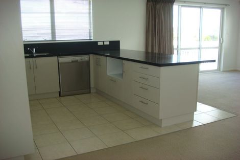 Photo of property in 5b Henry Street, Avondale, Auckland, 1026