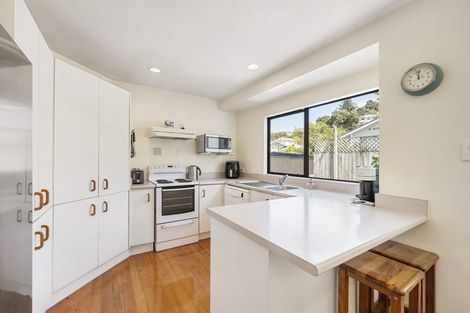 Photo of property in 29a Severn Street, Island Bay, Wellington, 6023