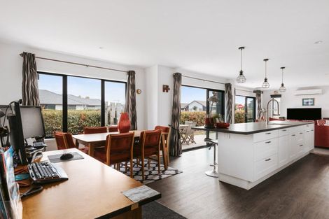 Photo of property in 56 Kuru Place, Papamoa, 3118