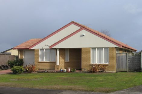 Photo of property in 19 Fernbrook Close, Burswood, Auckland, 2013