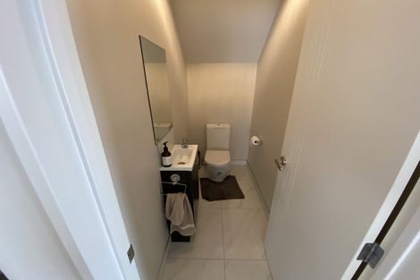 Photo of property in 7 Azzurro Way, Flat Bush, Auckland, 2019