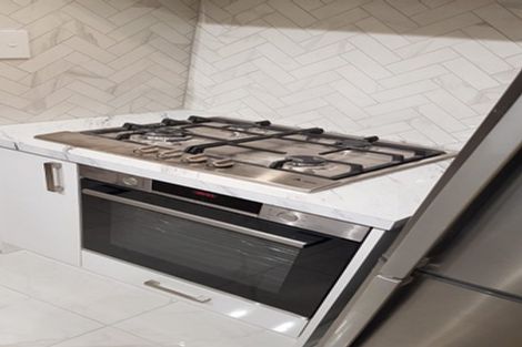 Photo of property in 1/7 Korokoro Road, Korokoro, Lower Hutt, 5012