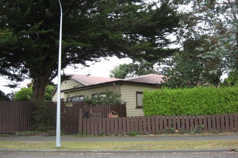 Photo of property in 32 Orrick Crescent, Avondale, Christchurch, 8061