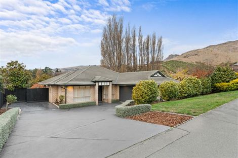 Photo of property in 11 Gilders Grove, Heathcote Valley, Christchurch, 8022