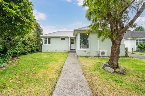 Photo of property in 35 Routley Crescent, Elderslea, Upper Hutt, 5018