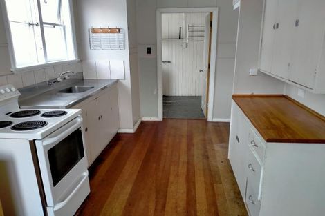 Photo of property in 12 Kauri Street, Roslyn, Palmerston North, 4414